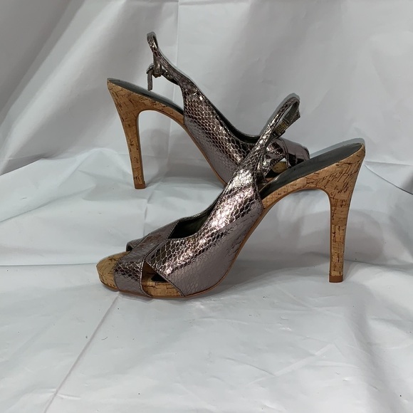 Kelly & Katie Silver with Pink Hue Faux Akin Heeled Sandal Size 9 3123478 Cork - Picture 5 of 9